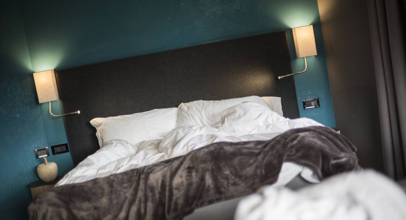 Comodo letto matrimoniale