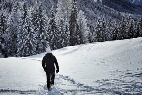 Camminare nella neve in Trentino