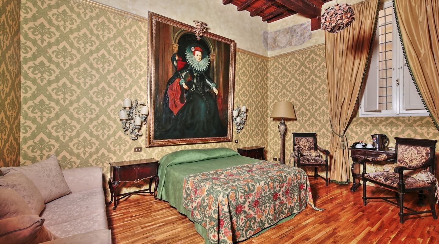 camera quadrupla clorinda