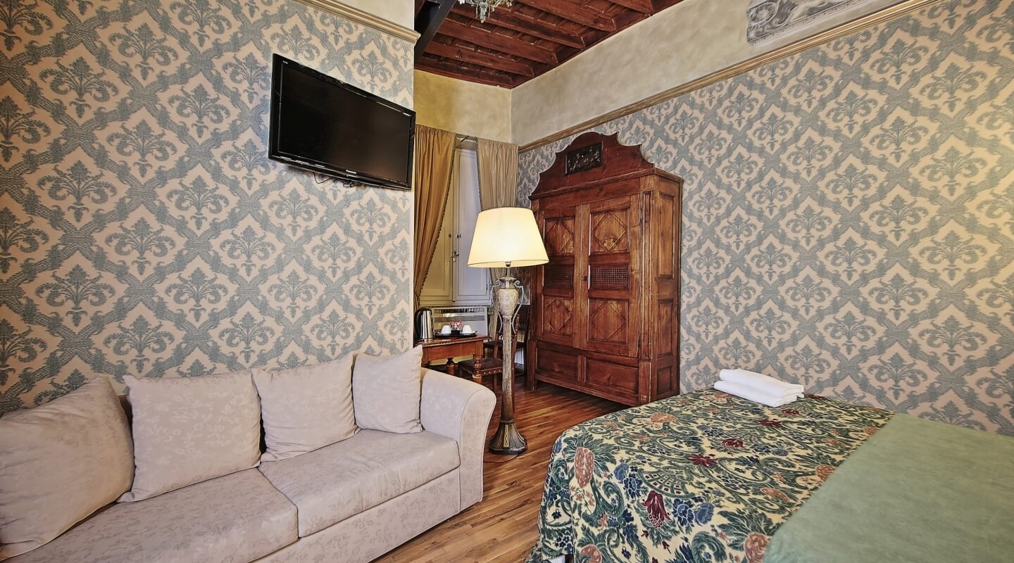 camera tripla angelica