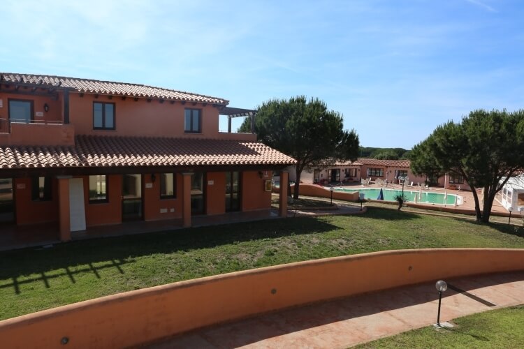 residence con piscina