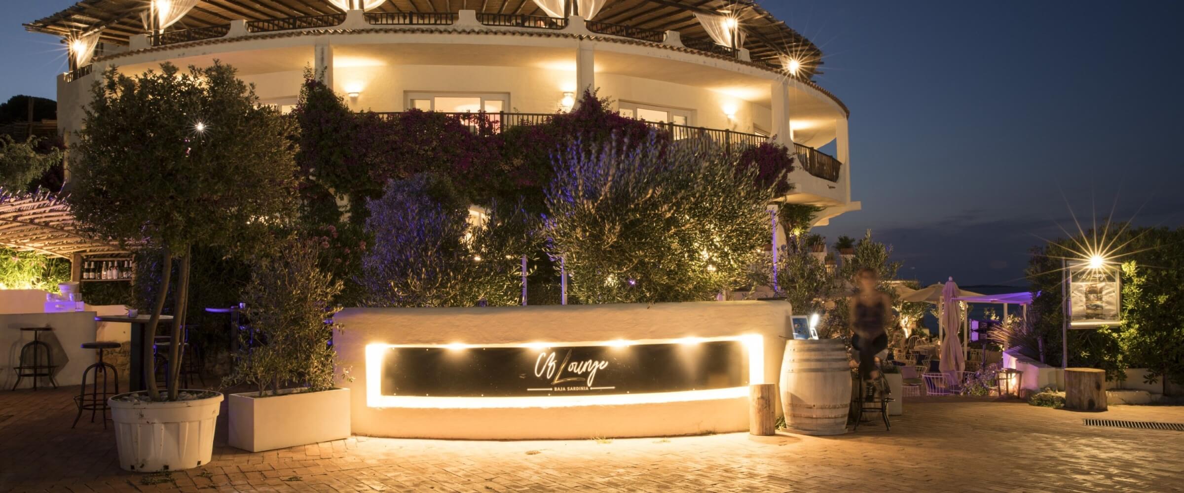 ingresso lounge bar del club hotel 