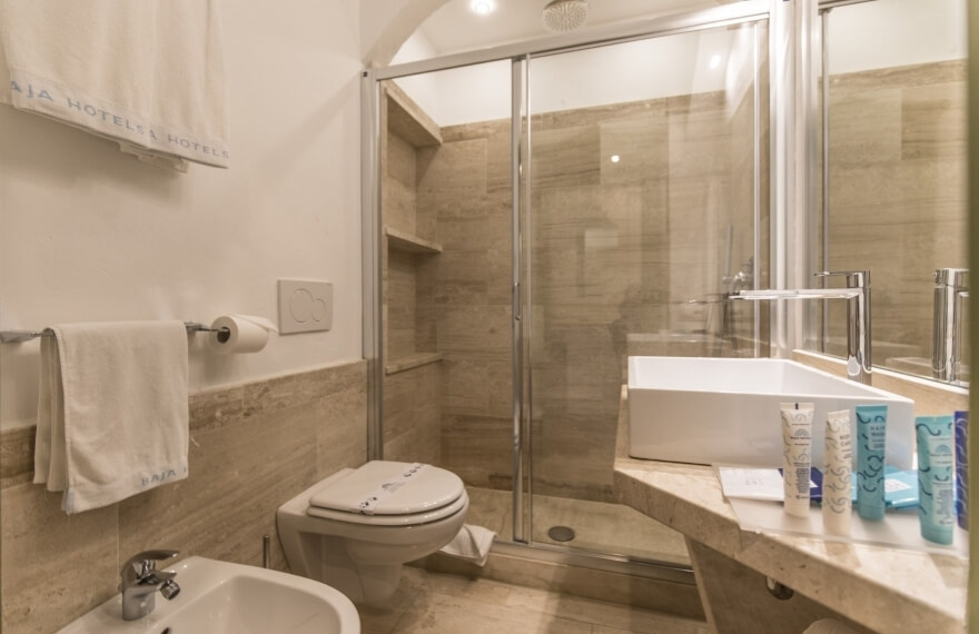 classic room bagno