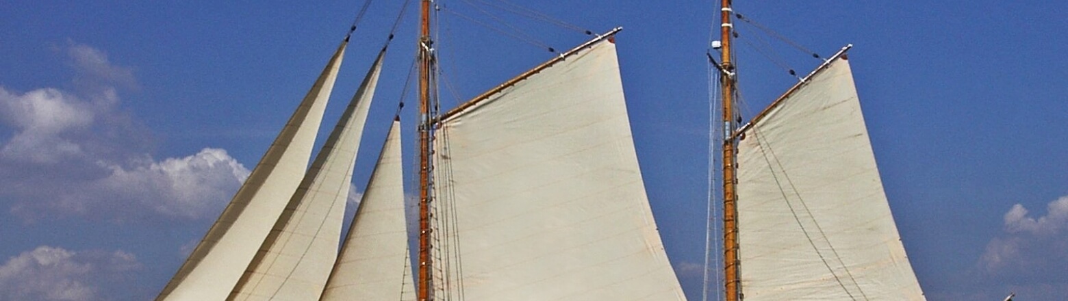 veliero in acqua