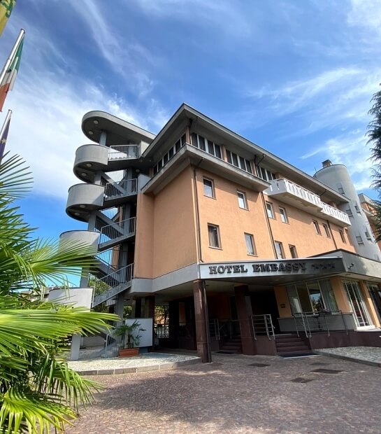 facciata esterna hotel embassy
