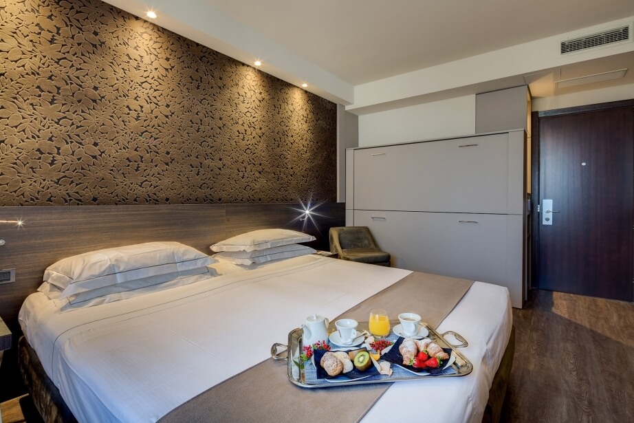 Discover the family rooms of the BW Plus Hotel Farnese
