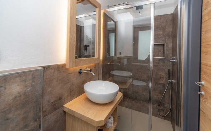 bathroom without bidet double room 