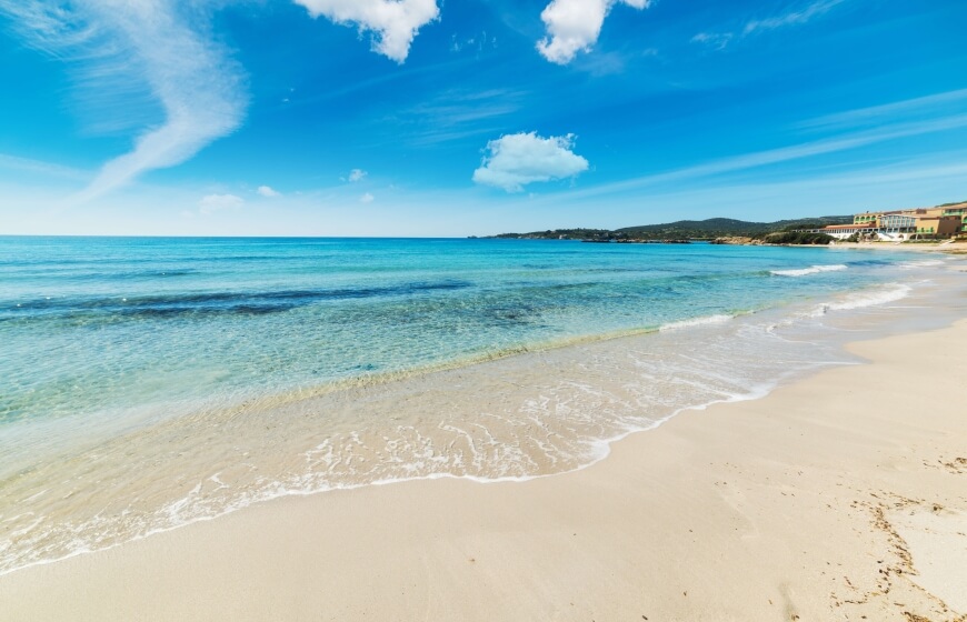 una spiaggia di alghero