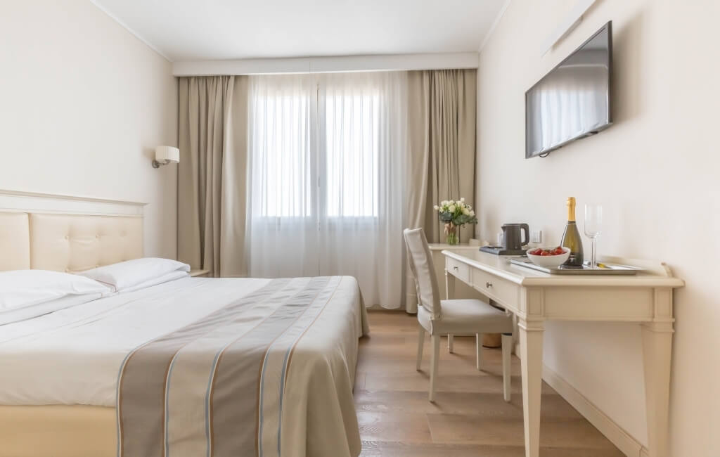 classic double room
