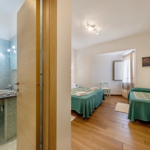 camera tripla standard hotel le mimose san teodoro