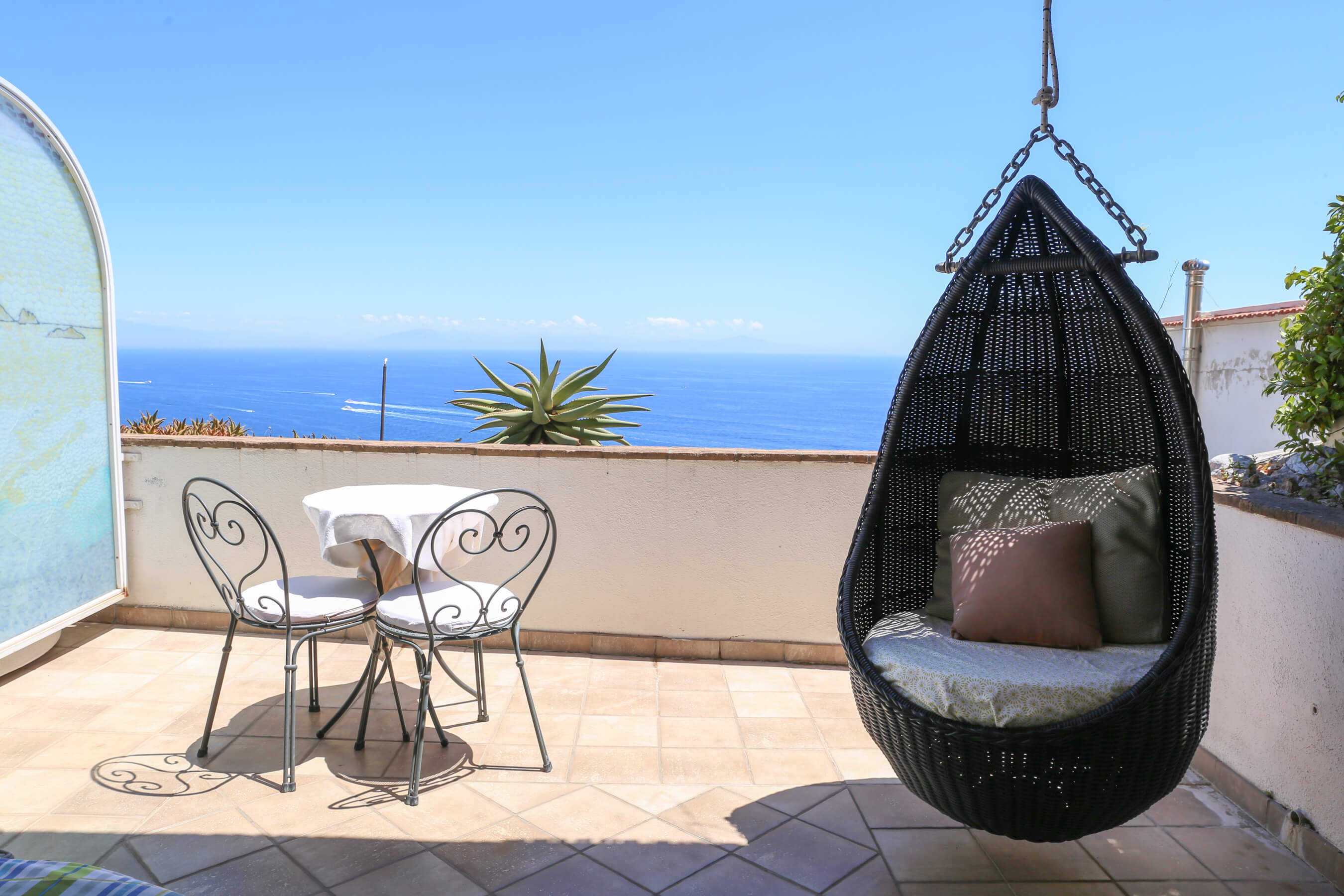 Camera Romantica con Vista Mare a Praiano | Hotel Margherita