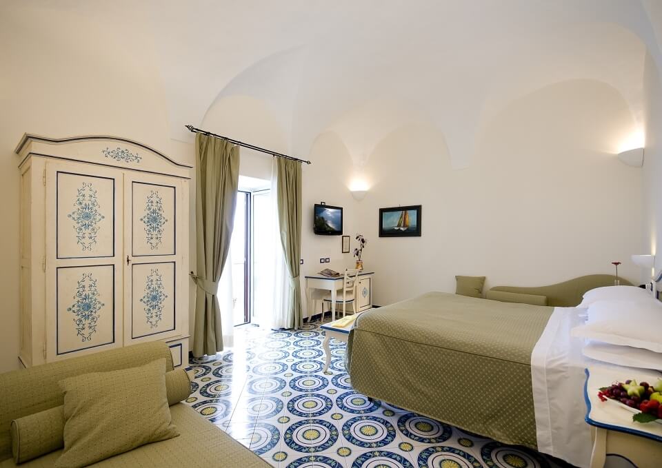 Camera Family Deluxe