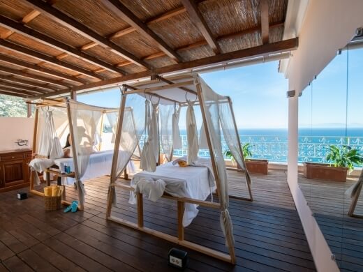 lettini per massaggi