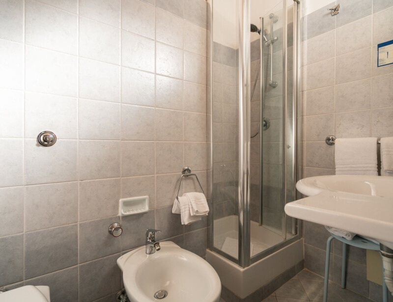 Bagno Camera Familiare Quadrupla | Camere Hotel Palace