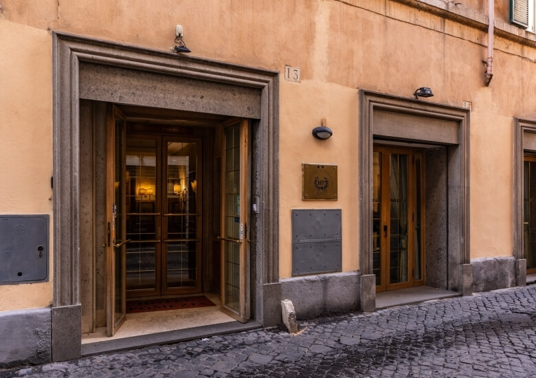 entrance Hotel Pomezia 