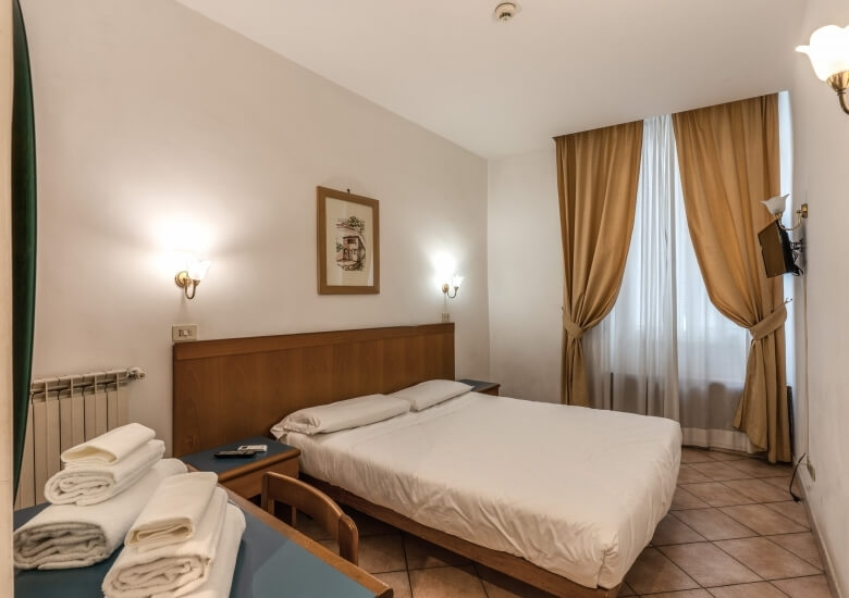 double room hotel pomezia 