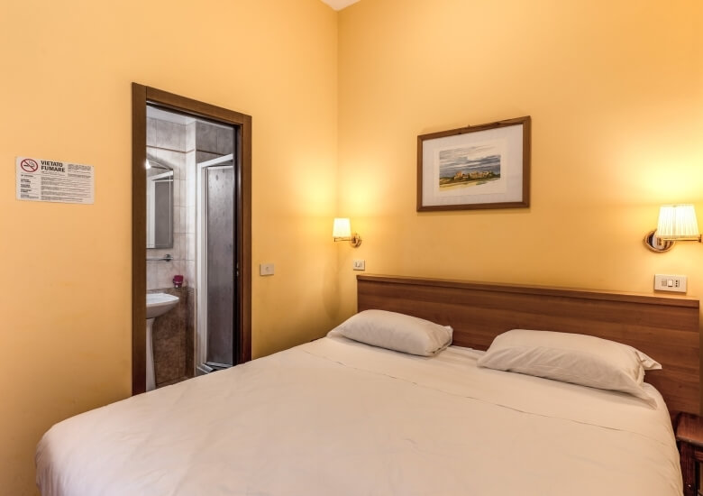 double room hotel pomezia 