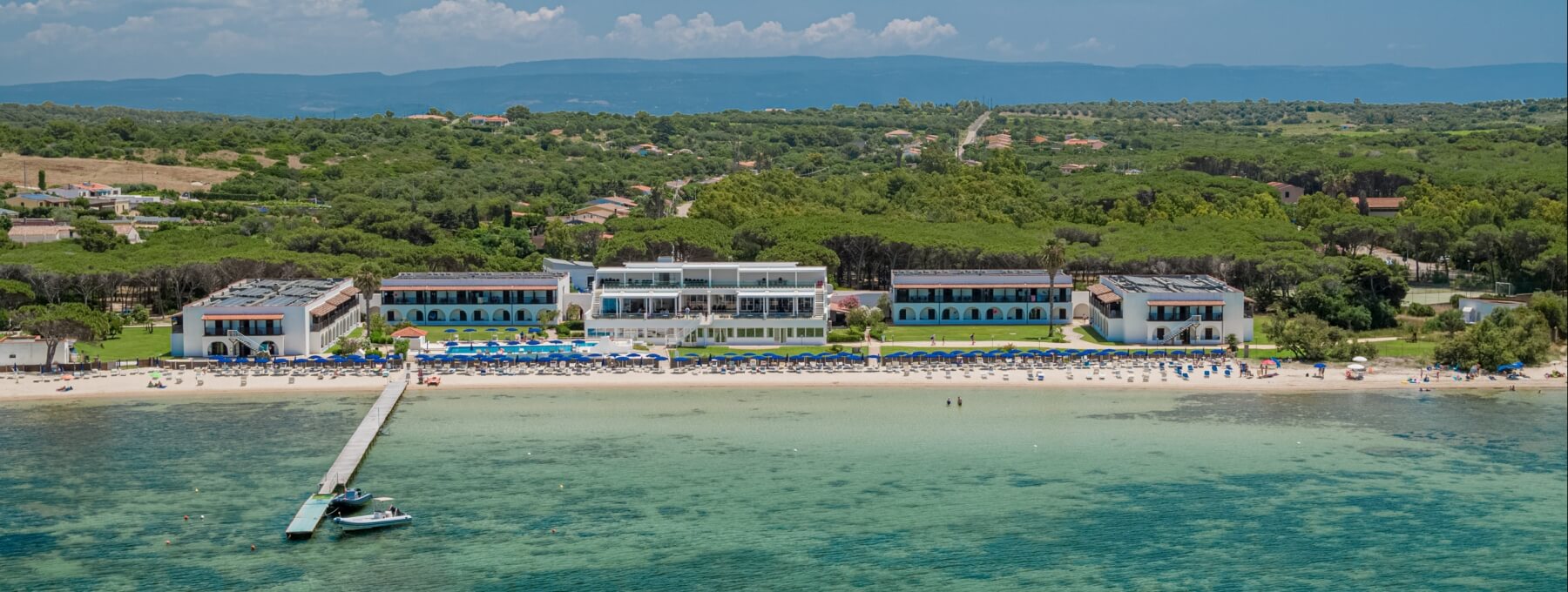 foto dall'alto a hotel portoconte
