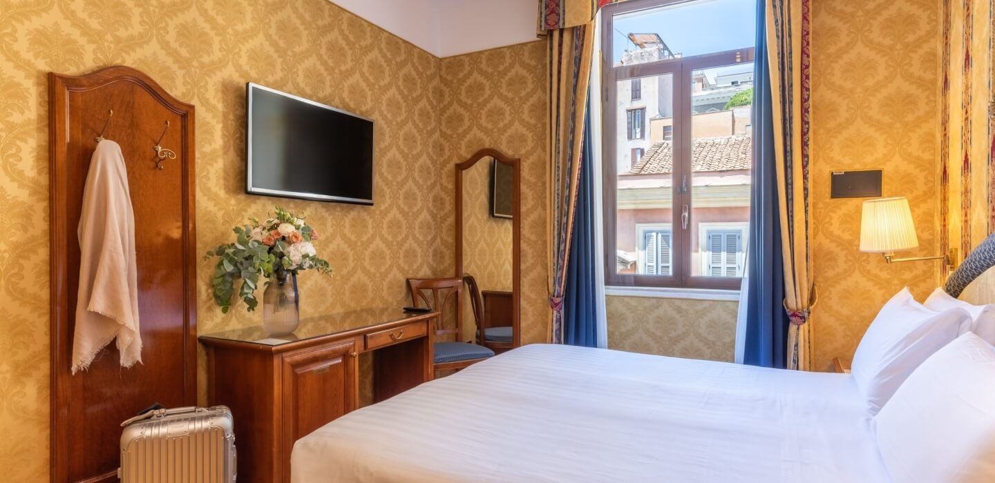 Hotel Raffaello 3-Star in the centre of Rome - Official Site