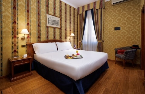 Hotel Raffaello 3 Stelle in centro a Roma - Sito Ufficiale