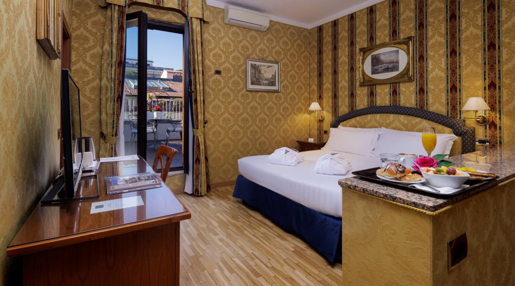 Hotel Raffaello 3-Star in the centre of Rome - Official Site