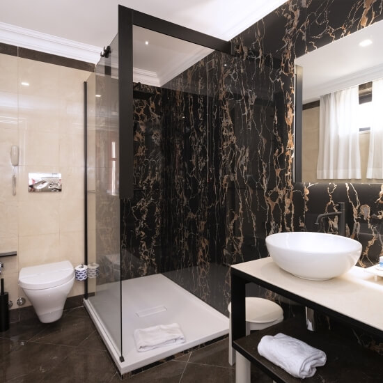 bathroom presidential suite