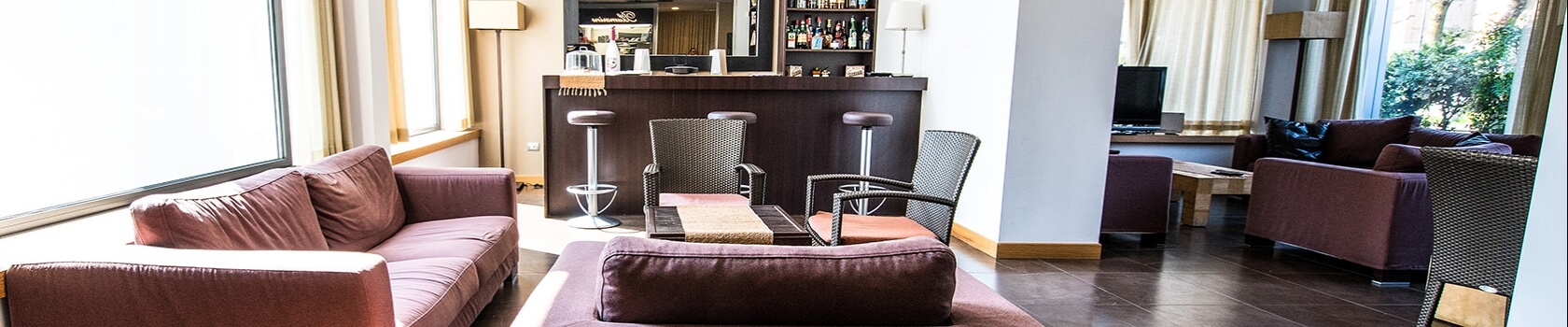 Prova i deliziosi drink del bar dell'Hotel Touring a Carpi