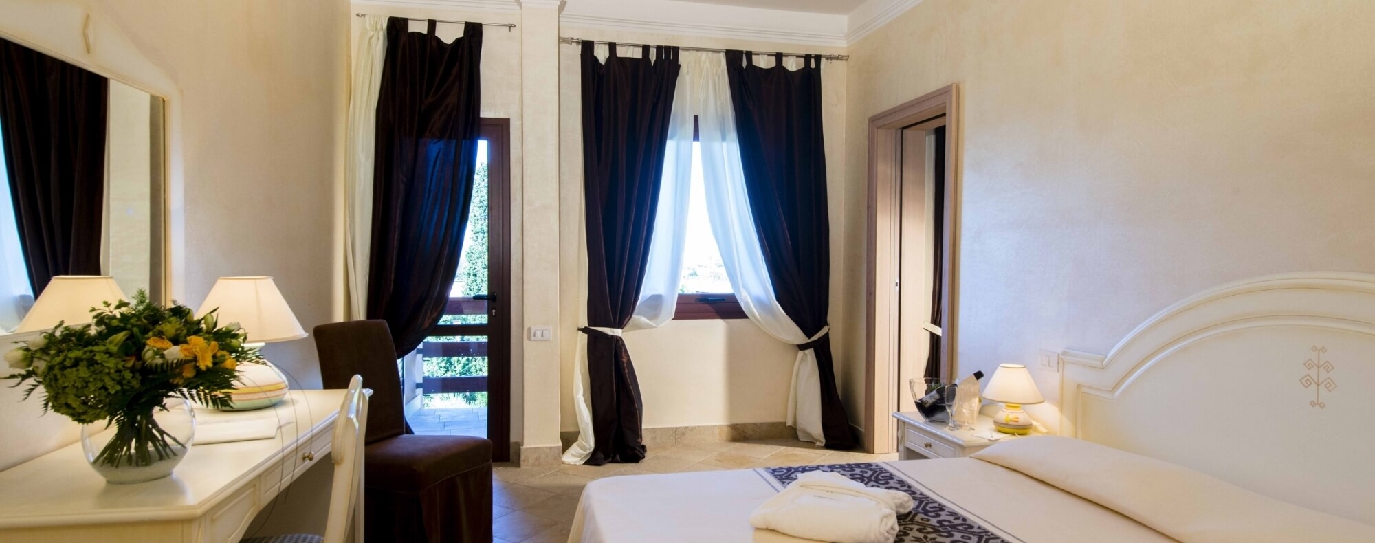 Suite Vista Mare Is Molas Resort
