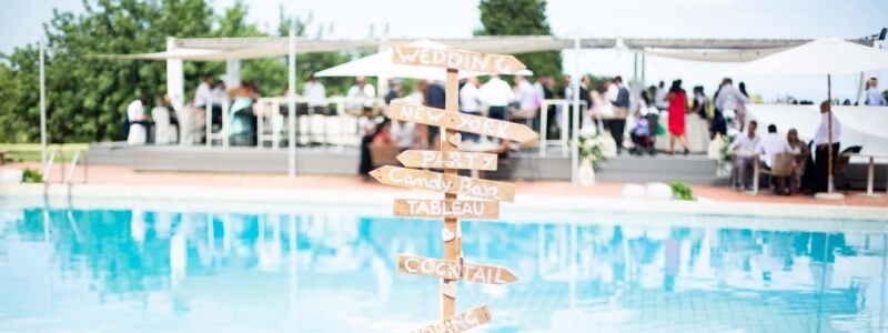 Matrimonio in piscina