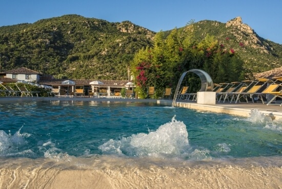 Piscina idromassaggio