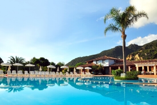 Resort with pool in Marina di Cardedu