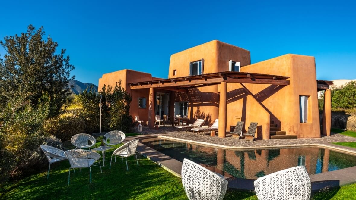 Villa Arenada - Vista esterna piscina e giardino