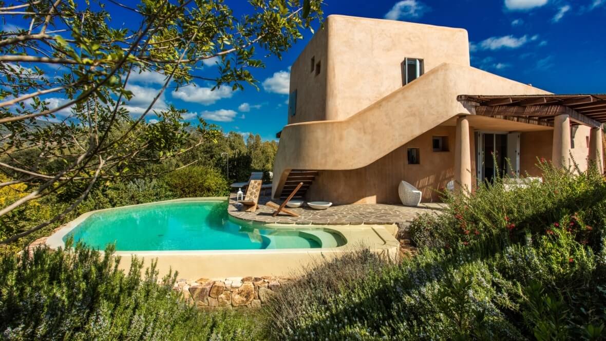 Villa Nea Is Molas Resort