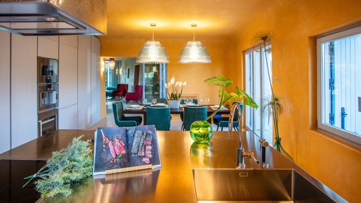 Villa Nea - Cucina e sala da pranzo