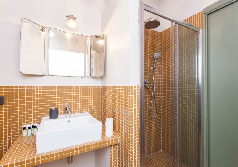 small bathroom with shower superior flat