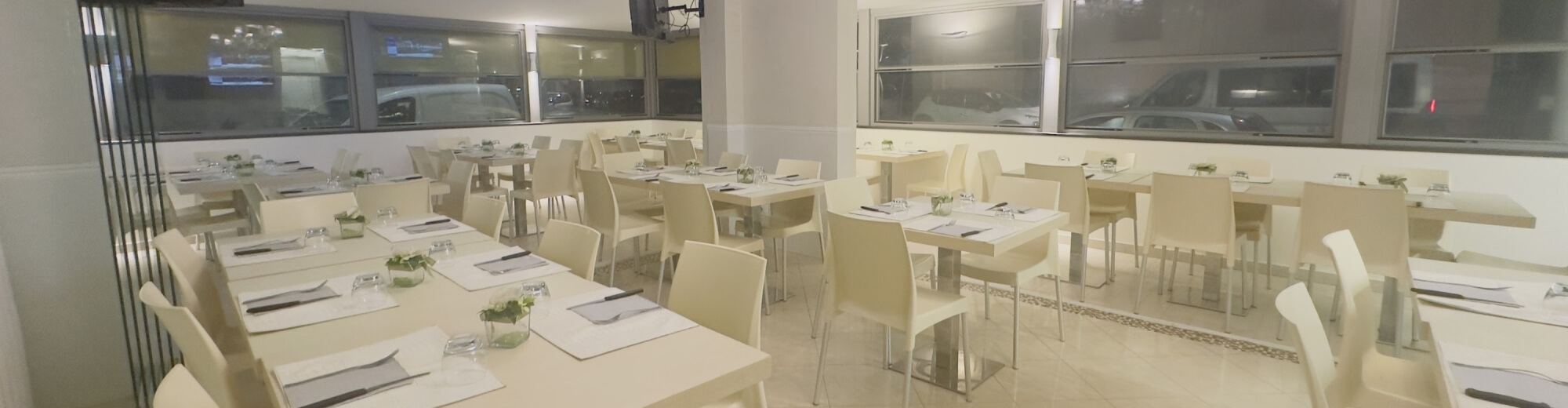 sala ristorante lo smeraldo alghero