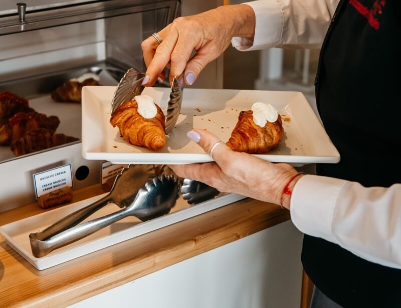 colazione croissant